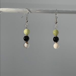 21090 ⭐️Crazy white agate, jade, black jasper earrings⭐️